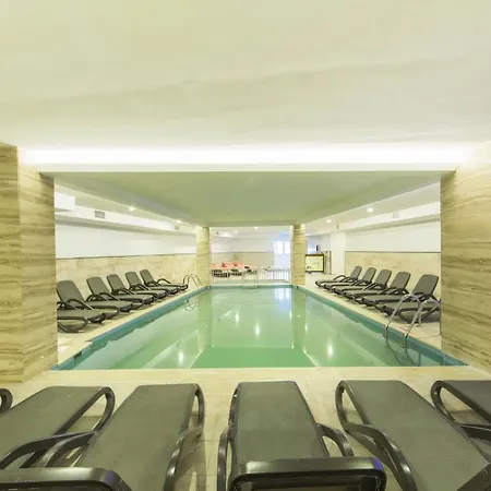 Grand Juno Beach Hotel