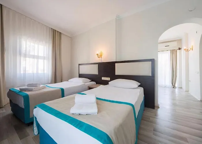 Grand Juno Beach Hotel ホテル