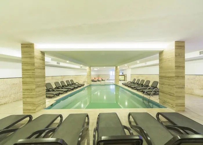 Grand Juno Beach Hotel